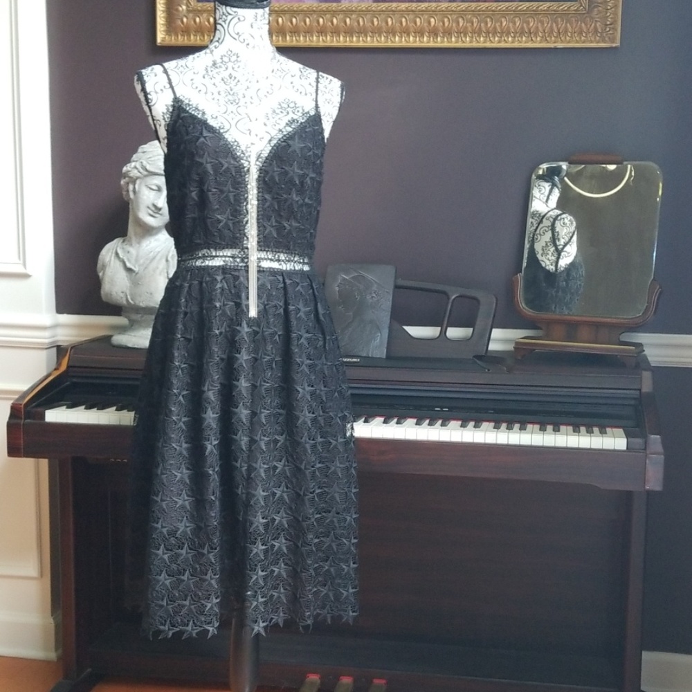 ⭐ Sam Edleman Star Lace Midi Dress ⭐